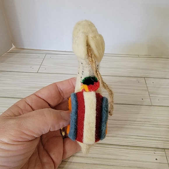 Felt Llama Alpaca Hand Made Christmas Ornament - Picture 8 of 9